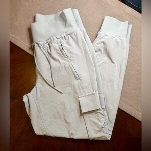 Athleta Light Gray Joggers Women’s Size 2